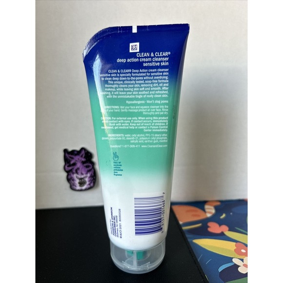Clean & Clear Deep Action Cream Cleanser *Oil-Free 6.5 Oz - Picture 2 of 4